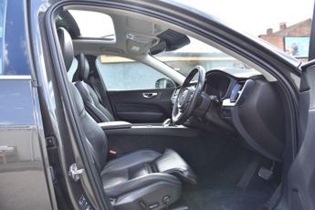 VOLVO XC60 2.0h T8 Twin Engine Recharge 11.6kWh Inscription Pro SUV 5dr Pet