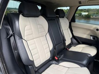 LAND ROVER RANGE ROVER SPORT 4.4 SD V8 Autobiography Dynamic SUV 5dr Diesel Auto 4WD Euro 5 (