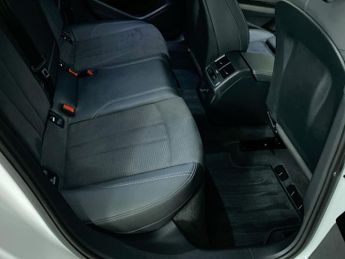 AUDI A4 2.0 TFSI 35 Black Edition Saloon 4dr Petrol S Tronic Euro 6 (s/s