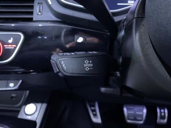 AUDI A4 2.0 TFSI 35 Black Edition Saloon 4dr Petrol S Tronic Euro 6 (s/s