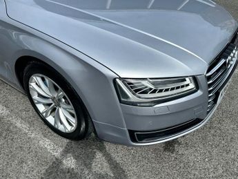 AUDI A8 3.0 TDI V6 SE Executive Saloon 4dr Diesel Tiptronic quattro Euro