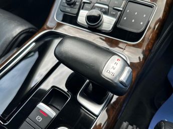 AUDI A8 3.0 TDI V6 SE Executive Saloon 4dr Diesel Tiptronic quattro Euro