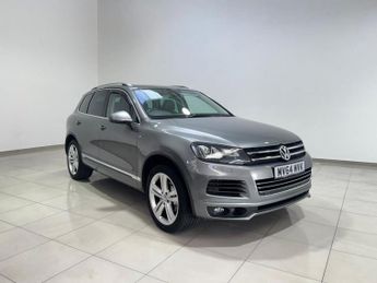Volkswagen Touareg 3.0 TDI V6 BlueMotion Tech R-Line SUV 5dr Diesel Tiptronic 4WD E