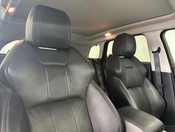 LAND ROVER RANGE ROVER EVOQUE 2.0 TD4 SE Tech SUV 5dr Diesel Auto 4WD Euro 6 (s/s) (180 ps)