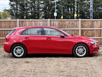 MERCEDES-BENZ A-CLASS 1.5 A180d SE Hatchback 5dr Diesel 7G-DCT Euro 6 (s/s) (116 ps)