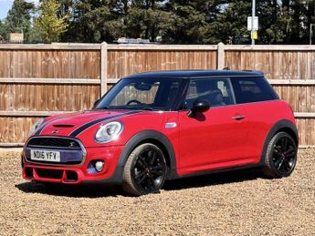 MINI HATCH 2.0 Cooper SD Hatchback 3dr Diesel Auto 6Spd Euro 6 (s/s) (170 p