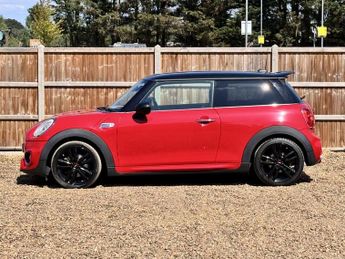 MINI HATCH 2.0 Cooper SD Hatchback 3dr Diesel Auto 6Spd Euro 6 (s/s) (170 p