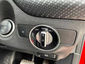 MERCEDES-BENZ A-CLASS 2.1 A200d AMG Line (Premium) Hatchback 5dr Diesel 7G-DCT Euro 6 