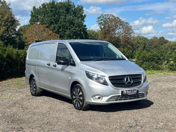 MERCEDES-BENZ VITO eVito 66 Premium