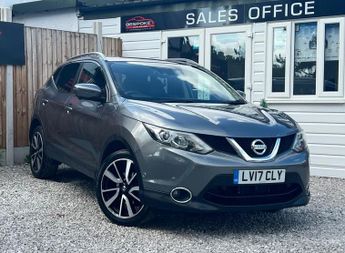 Nissan Qashqai 1.2 DIG-T Tekna SUV 5dr Petrol XTRON 2WD Euro 6 (s/s) (115 ps)