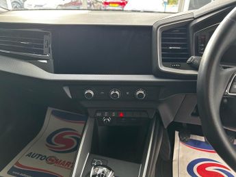 AUDI A1 1.5 TFSI 35 Sport Sportback 5dr Petrol Manual Euro 6 (s/s) (150 