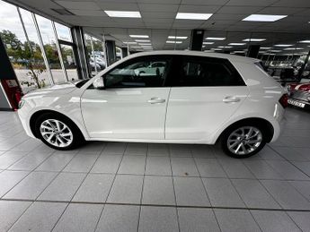 AUDI A1 1.5 TFSI 35 Sport Sportback 5dr Petrol Manual Euro 6 (s/s) (150 