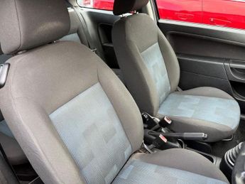 FORD FIESTA 1.25 Zetec Climate Hatchback 3dr Petrol Manual (142 g/km, 74 bhp