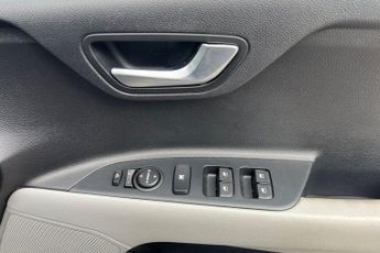 KIA STONIC 1.0 T-GDi 3 SUV 5dr Petrol DCT Euro 6 (s/s) (118 bhp) Low Mileag