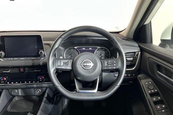 NISSAN QASHQAI 1.3 DIG-T MHEV Acenta Premium SUV 5dr Petrol Hybrid XTRON Euro 6