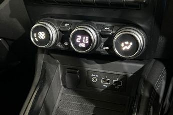 RENAULT ZOE R135 52kWh Iconic Hatchback 5dr Electric Auto (i, Rapid Charge) 