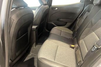 RENAULT CLIO 1.6 E-TECH Techno Hatchback 5dr Petrol Hybrid Auto Euro 6 (s/s) 