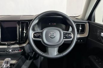 VOLVO XC60 2.0h T8 Twin Engine 11.6kWh Inscription SUV 5dr Petrol Plug-in H