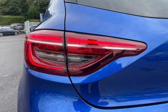 RENAULT CLIO 1.3 TCe S Edition Hatchback 5dr Petrol EDC Euro 6 (s/s) (130 ps)