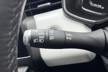 RENAULT CLIO 1.3 TCe S Edition Hatchback 5dr Petrol EDC Euro 6 (s/s) (130 ps)