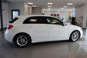 MERCEDES-BENZ A-CLASS 1.5 A180d SE Hatchback 5dr Diesel 7G-DCT Euro 6 (s/s) (116 ps)