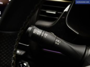 RENAULT ARKANA 1.6 E-TECH E-Tech engineered SUV 5dr Petrol Hybrid Auto 2WD Euro