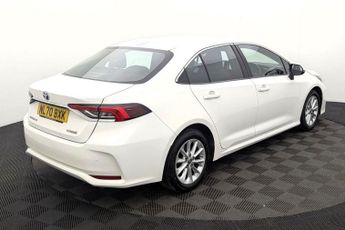 TOYOTA COROLLA 1.8 VVT-h Icon Tech Saloon 4dr Petrol Hybrid CVT Euro 6 (s/s) (1