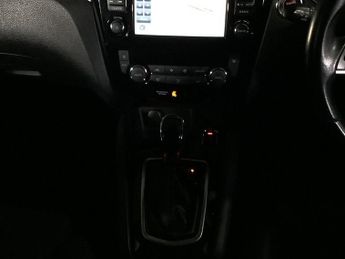 NISSAN QASHQAI 1.2 DIG-T N-Connecta SUV 5dr Petrol XTRON Euro 6 (s/s) (115 ps)