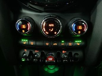 MINI CONVERTIBLE 1.5 Cooper Classic Convertible 2dr Petrol Steptronic Euro 6 (s/s