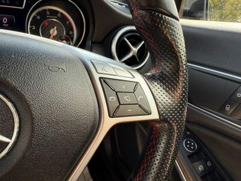 MERCEDES-BENZ CLA 2.0 CLA45 AMG Coupe 4dr Petrol SpdS DCT 4MATIC Euro 6 (s/s) (360