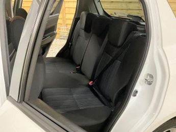 SUZUKI SWIFT 1.2 SZ4 Hatchback 5dr Petrol Auto Euro 5 (94 ps)