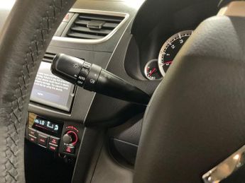 SUZUKI SWIFT 1.2 SZ4 Hatchback 5dr Petrol Auto Euro 5 (94 ps)