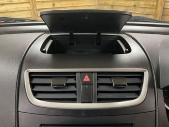 SUZUKI SWIFT 1.2 SZ4 Hatchback 5dr Petrol Auto Euro 5 (94 ps)