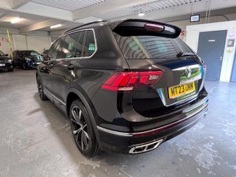 VOLKSWAGEN TIGUAN 1.5 R-LINE TSI DSG 5d 148 BHP