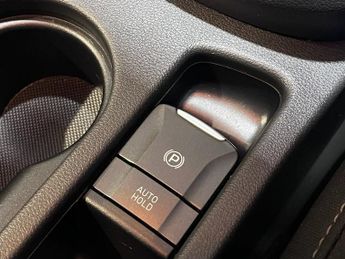 HYUNDAI KONA 1.6 GDI SE CONNECT 5d 140 BHP