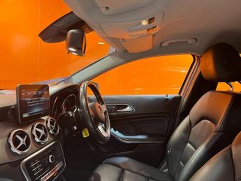 MERCEDES-BENZ GLA 2.1 GLA200d Sport SUV 5dr Diesel 7G-DCT Euro 6 (s/s) (136 ps)