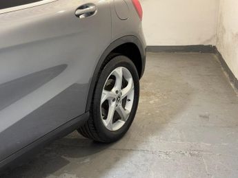 MERCEDES-BENZ GLA 2.1 GLA200d Sport SUV 5dr Diesel 7G-DCT Euro 6 (s/s) (136 ps)