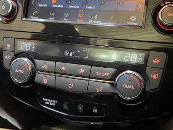 NISSAN QASHQAI 1.3 DIG-T Tekna SUV 5dr Petrol DCT Auto Euro 6 (s/s) (160 ps)