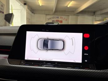 VOLKSWAGEN GOLF 1.5 eTSI MHEV R-Line Hatchback 5dr Petrol Hybrid DSG Euro 6 (s/s