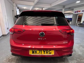 VOLKSWAGEN GOLF 1.5 eTSI MHEV R-Line Hatchback 5dr Petrol Hybrid DSG Euro 6 (s/s