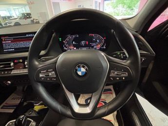 BMW 1 SERIES 1.5 118i Sport (LCP) Hatchback 5dr Petrol DCT Euro 6 (s/s) (136 