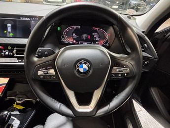 BMW 1 SERIES 1.5 118i Sport (LCP) Hatchback 5dr Petrol DCT Euro 6 (s/s) (136 