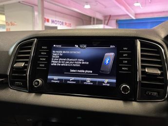 SKODA KAROQ 1.5 TSI ACT SE L SUV 5dr Petrol DSG Euro 6 (s/s) (150 ps)
