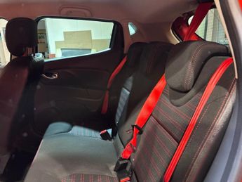 RENAULT CLIO 1.6 TCe Renaultsport Nav Hatchback 5dr Petrol EDC Euro 6 (200 ps