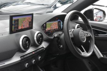 AUDI Q2 1.5 TFSI 35 S line AUTO | HALF LEATHER | VIRTUAL COCKPIT | PARKI