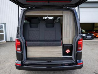 VOLKSWAGEN TRANSPORTER 2.0 TDI T28 Highline Panel Van 5dr Diesel DSG FWD SWB Euro 6 (s/