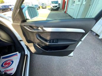 AUDI Q3 2.0 TDI S line Plus SUV 5dr Diesel S Tronic quattro Euro 6 (s/s)
