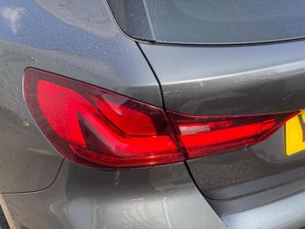 BMW 1 SERIES 1.5 118i M Sport Hatchback 5dr Petrol DCT Euro 6 (s/s) (140 ps)