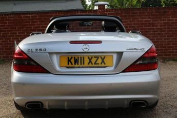 MERCEDES-BENZ SL 3.5 SL350 Convertible 2dr Petrol 7G-Tronic (236 g/km, 315 bhp)