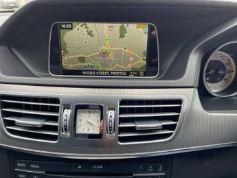 MERCEDES-BENZ E-CLASS  E220 BLUETEC AMG NIGHT EDITION 4DR SALOON 2.1 DIESEL AUTOMATIC 